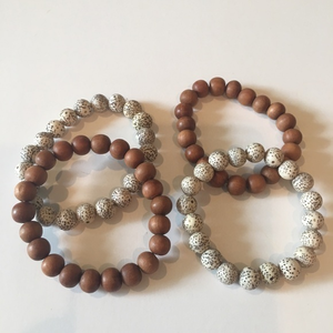 Handmade 10MM Sandalwood and‎ Lotus Seed Bracelets